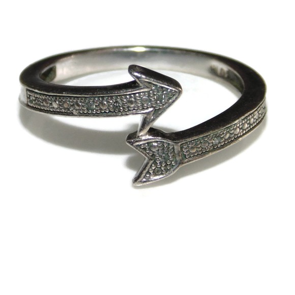 925 Vintage Estate Boho Sterling Silver Wrap Arrow US Size 7 or 8 Southwestern - Picture 1 of 4